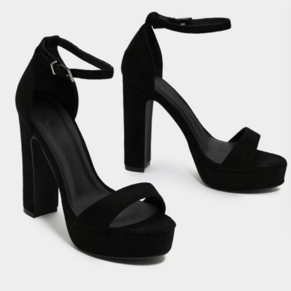 Step Things Up Suede Heel Size 8